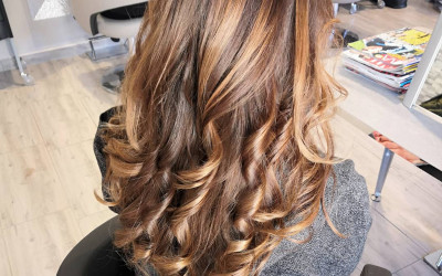 Cioccolato e latte: il balayage autunnale