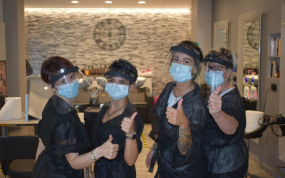 Abbiamo riaperto, bardate... ma felici!